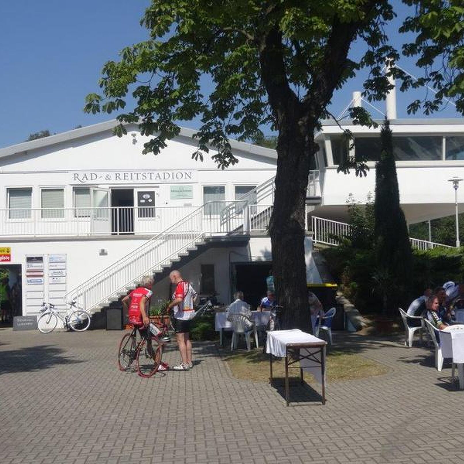 am Vereinshaus