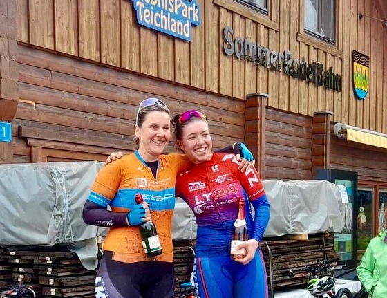 MTB-Rennen in Teichland, Sabine Dittmann (li.)