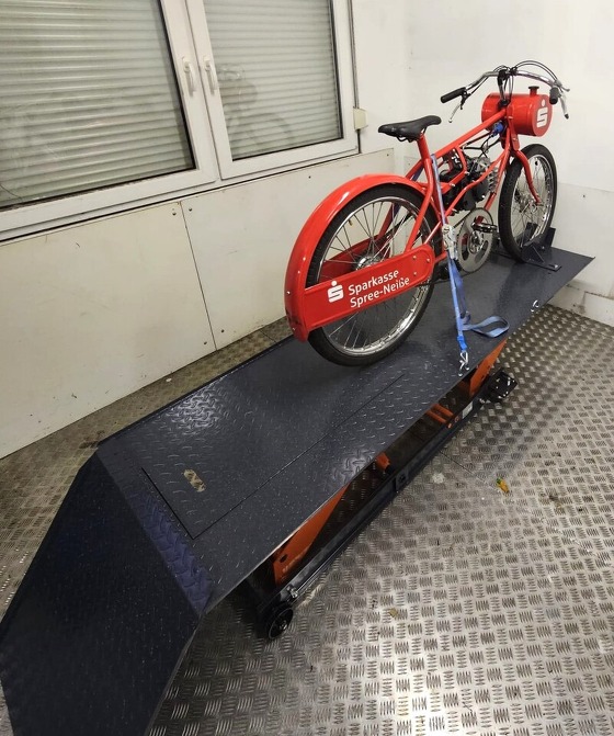 Die neue Hebebühne