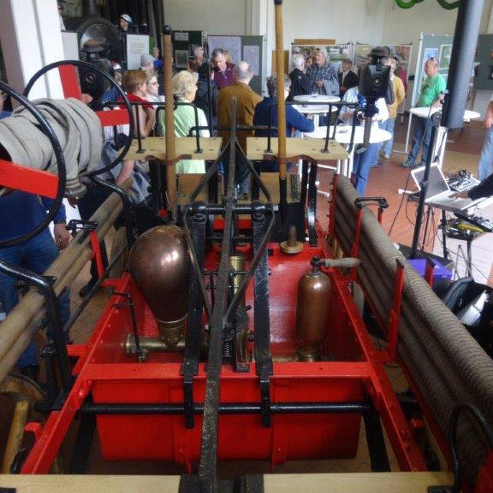 historisches Löschfahrzeug