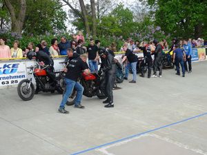 vor dem Start - anschieben