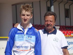 Bastian Flicke und der erste Radsportübungsleiter Andreas Lehmann